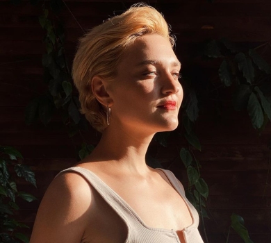 Кекелія розповіла, в якій країні народила вдруге, і чи був чоловік на пологах