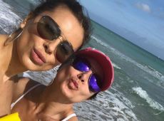 Лорак у Подкопаєвої в Маямі посвітила пресом і ніжками в мікрошортах   