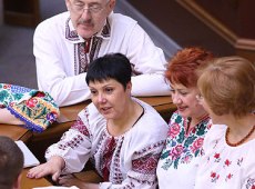 Вишиванки у Раді: Полтавський узір Парубія та два кольори Ляшка