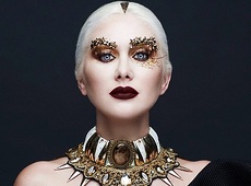 Бужинська з зірочками на бровах розказала, чому блондинкою бути дорого 