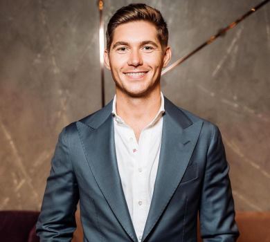 Не живи моїм життям: Остапчук звинуватив ексдружину в брехні та шантажі