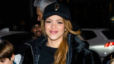 Усміхнена Шакіра вийшла в люди з підрослими синами від Піке