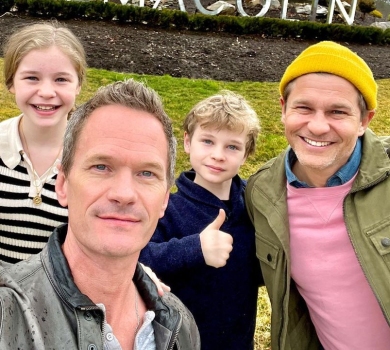 Мій світ: Ніл Патрік Гарріс привітав із 12-річчям дітей, яких їм із чоловіком народила сурогатна матір