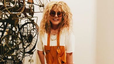 70-річна Пугачова у мінісукні знялася з доньками та подружками