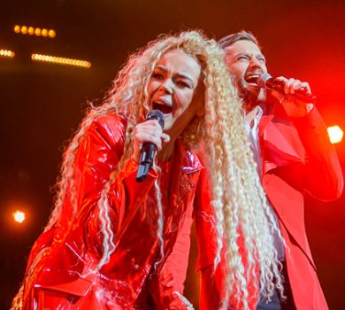 Політ над сценою, освідчення та цілунок Зіброва: як Гросу свій сольник відспівала