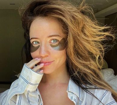 З’їла булочку лише двічі: Дорофєєва в бікіні похвалила себе за вдалу відпустку 