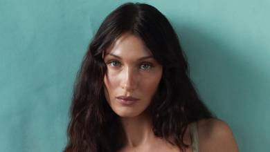 Белла Хадід у спортзалі похизувалася розтяжкою та наробила звабливих ФОТО