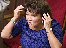 Бахтєєва розповіла про здоров’я Ахметова та переваги взуття Chanel