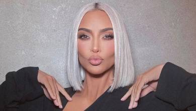 Кардашян у бікіні й ботфортах показала гламурний воркаут