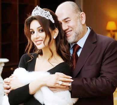 Колишній король Малайзії не визнає сина від російської міс і хоче відкупитися - ЗМІ