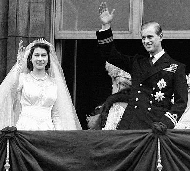 Згадуючи принца Філіпа: зворушливі архівні кадри з чоловіком Єлизавети ІІ