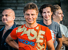 Гурт Табула Раса повернувся з кліпом про Київ і селфі. ВІДЕО