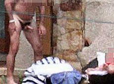 Берлусконі розважався на віллі з голим екс-прем'єром Чехії? ФОТО