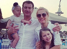 Горбачова показала сімейну ідилію з Нікітіним та дочками. ФОТО