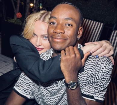 Любов - найкращі ліки: Мадонна поділилася свіжими ФОТО з молодшим сином і старшою донькою