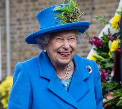 Королева сучасних технологій: як Єлизавета ІІ Zoom опановувала. ВІДЕО