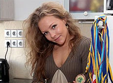 Шоптенко спить під стелею і фанатіє від яєць