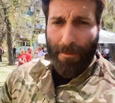 Буде гаряче: Салем показав, як отримав контузію у бою на передовій. Обережно, ВІДЕО