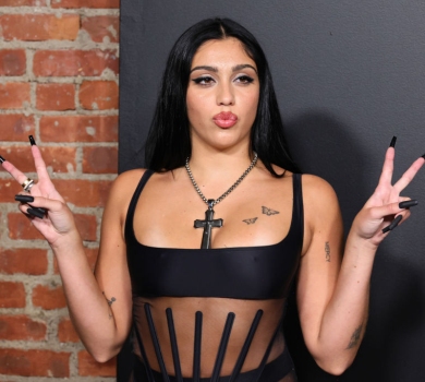 Коронована Дженнер та дочка Мадонни у прозорому кетс'юті засвітилися в музеї