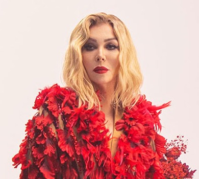 Заквітчана Білик у перуці з бульбашок та на байку заспівала про щасливе кохання у новому кліпі. ВІДЕО