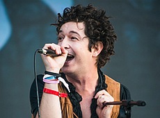 Шуров з вином та крилами, зеленокоса Саніна і Dakh Daughters запалили на Atlas Weekend 