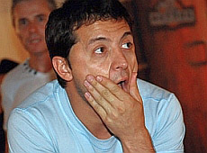 Зеленський влаштував у підвалі кінотеатр і розповів про кризу віку