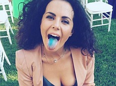 Життя у гіпсі: Каменських погуляла на весіллі та показала, як гирі тягає