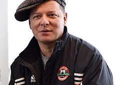 Ляшко в адідасі Шахтаря показав сніжні розваги з дружиною. ФОТО