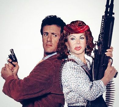 Спорт, шопінг та уроки чечітки: як ся має (та веде Instagram) 98-річна мама Сталлоне