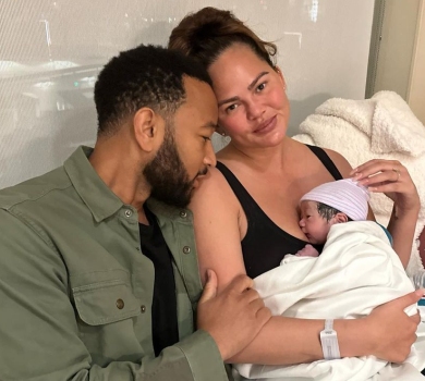 Через 5 місяців після третьої дитини: Тейген і Ледженд знову стали батьками. ФОТО