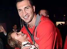 Кличко і Пенетьєрі відсвяткували рік батьківства. ФОТО