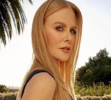 Кідман в екстремальному міні вразила пресом на обкладинці глянцю. ФОТО