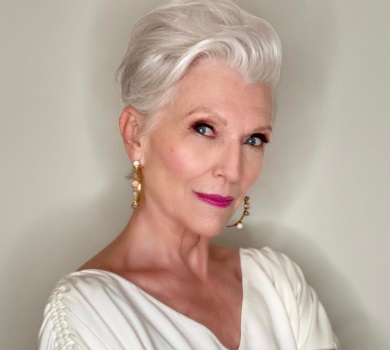 Модна підтримка: Мей Маск обрала для інтерв’ю одяг від українських брендів