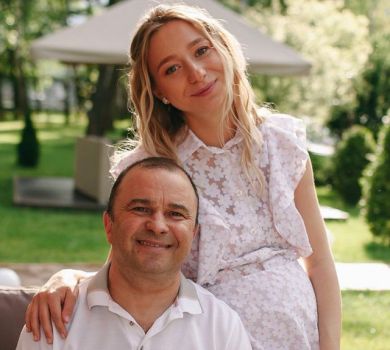 55-річний Віктор Павлік став татом учетверте. ФОТО