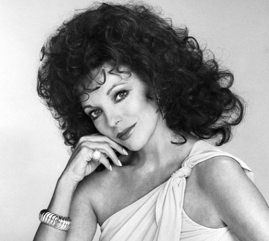 Щасливий день народження: 90-річна Джоан Коллінз оголила плечі в леопарді