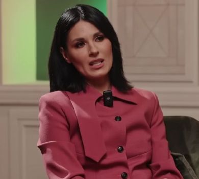 Важка тема: Єфросиніна вперше за час війни прокоментувала стосунки з сестрою Лізою