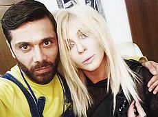 Білик показала ноги й згадала, як запропонувала Ахмадову завести дитину