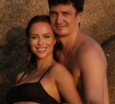 Зроблено в Україні: Мaремуха чуттєвими ФОТО оголосила про вагітність