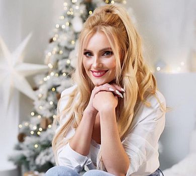 Федишин у купальнику застрибнула в сніг. ВІДЕО