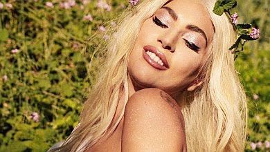 Lady Gaga показала себе в пристрасних обіймах нового бойфренда