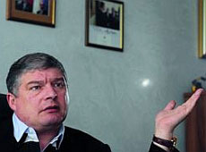 Дочка Євгена Червоненка подала на батька до суду 