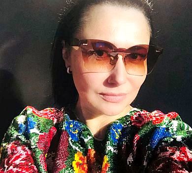 Ненафарбована, неначесана, нефотошоплена: 45-річна Мозгова показала чесне ФОТО