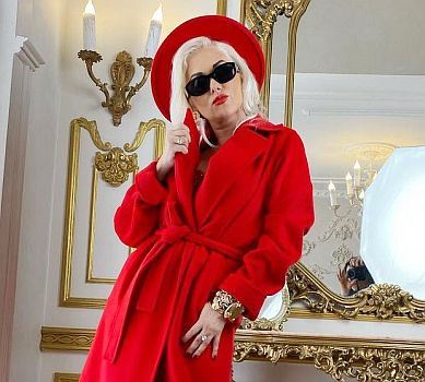 Катерина Бужинська у total red вдала з себе італійку