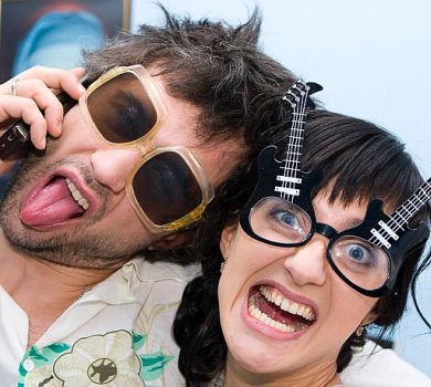 Дружина Бабкіна згадала, як він ледь не проспав весілля, та показала смішні фото з РАГСу