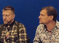 Мухарський та інші просять Порошенка заборонити російський медіа-продукт