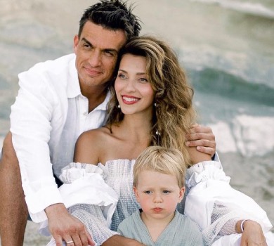 Тодоренко показала піжамний фемілі-лук та розваги з сином біля ялинки. ВІДЕО