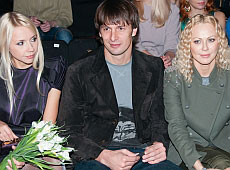 Перший день Fashion Week: Альонова у галіфе і Бережна у відерці