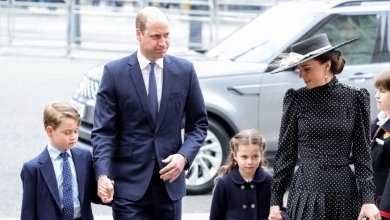 Принц Вільям і Міддлтон зі старшими дітьми приєдналися до Єлизавети ІІ під час меморіальної служби. ФОТО 