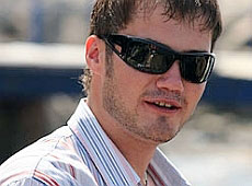 Янукович звик жити не задумуючись й обожнює тачки