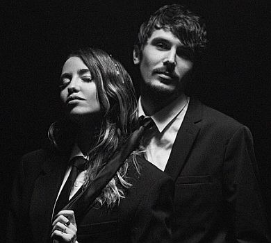 Білий дим: Время и Стекло випустили чорно-білий кліп на українськомовну пісню 